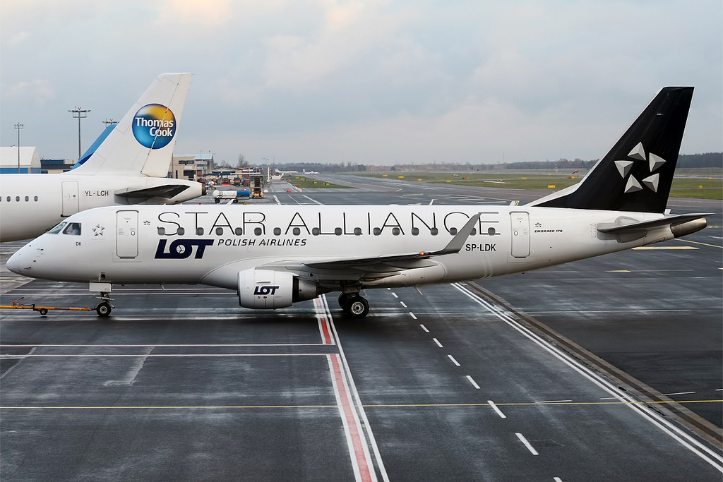 Photo of LOT Polish Airlines SP-LDK, Embraer ERJ-170