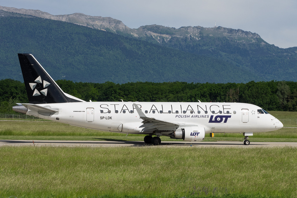 Photo of LOT Polish Airlines SP-LDK, Embraer ERJ-170
