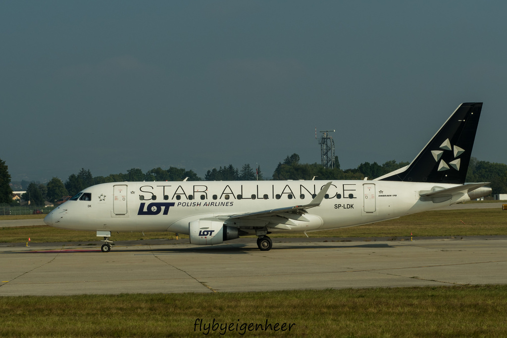Photo of LOT Polish Airlines SP-LDK, Embraer ERJ-170