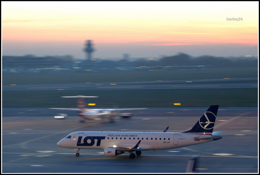 Photo of LOT Polish Airlines SP-LIF, Embraer ERJ-170