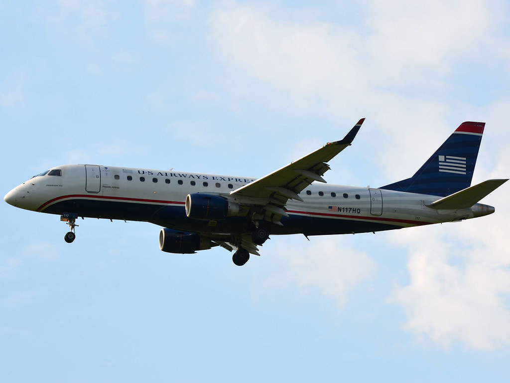 Photo of Republic Airways N117HQ, Embraer ERJ-175