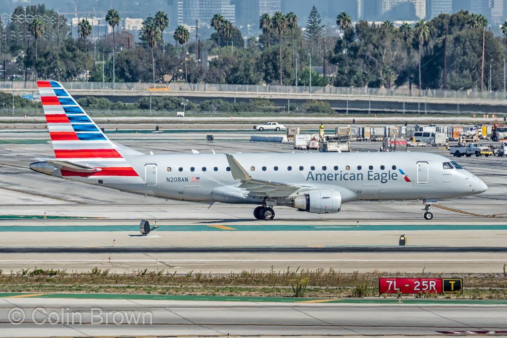 Photo of Compass Airlines N208AN, Embraer ERJ-175