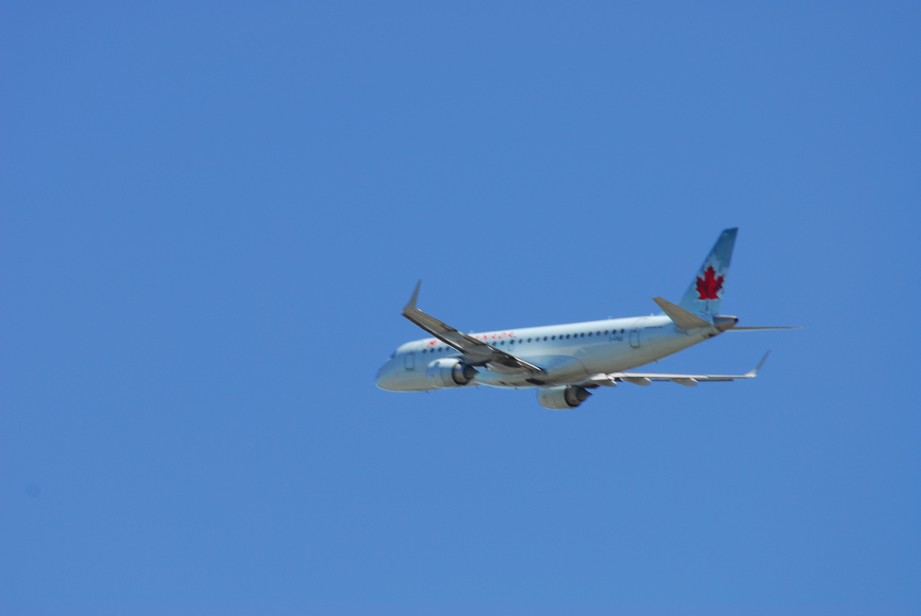 Photo of Air Canada C-FNAI, Embraer ERJ-190