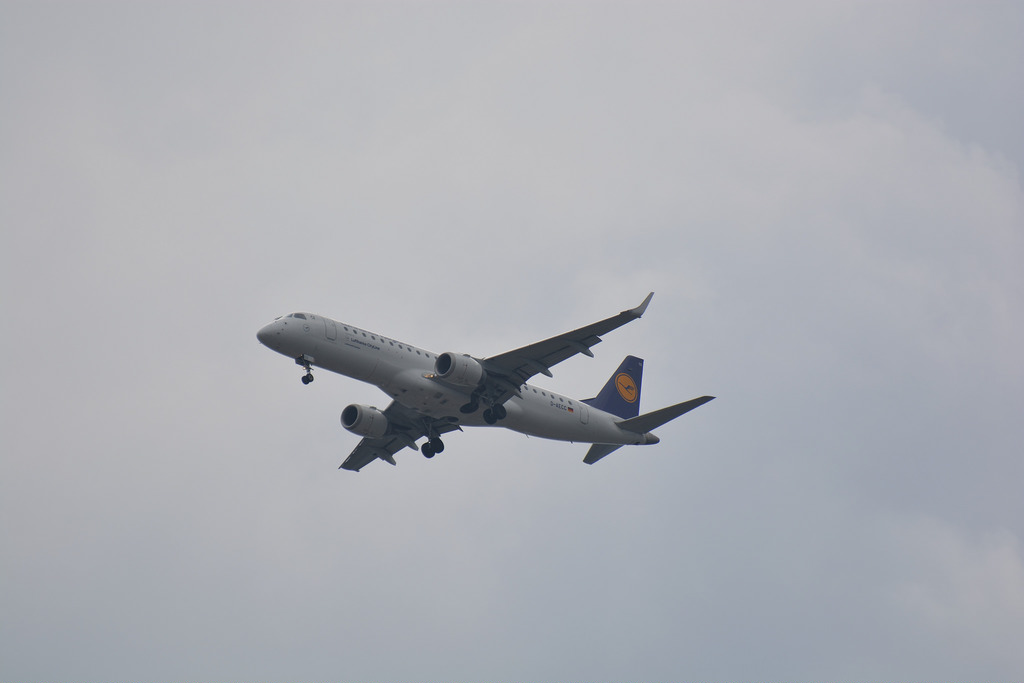 Photo of Lufthansa Cityline D-AECC, Embraer ERJ-190