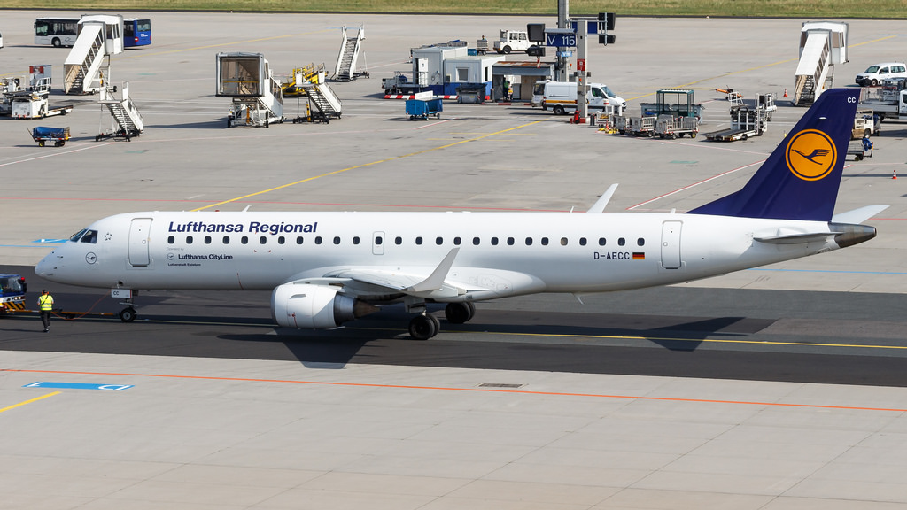 Photo of Lufthansa Cityline D-AECC, Embraer ERJ-190
