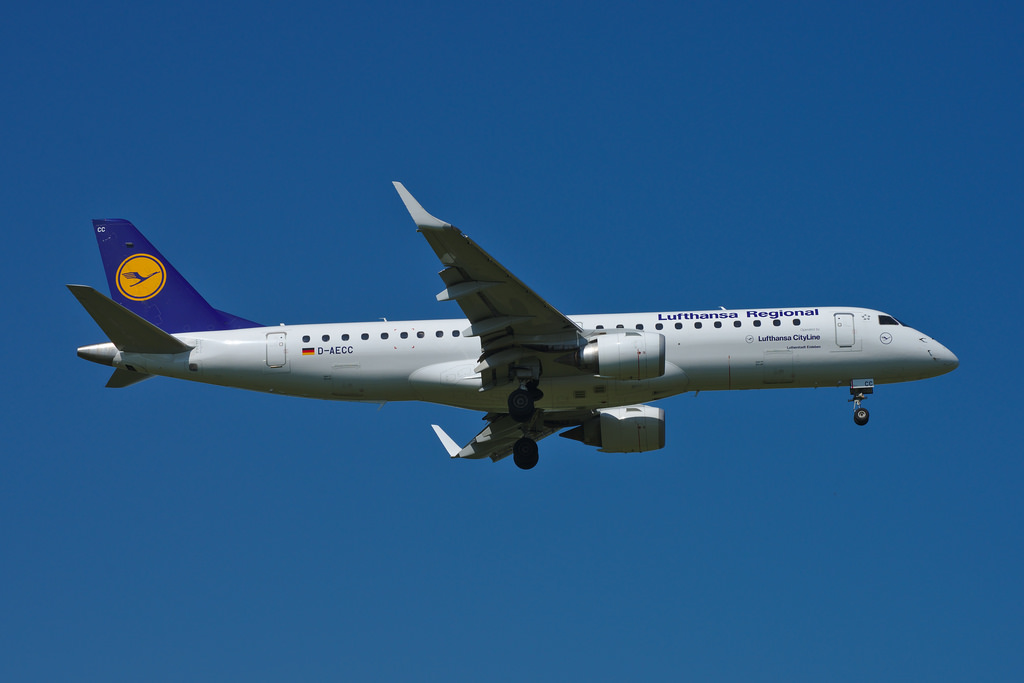 Photo of Lufthansa Cityline D-AECC, Embraer ERJ-190