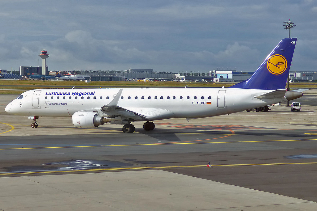 Photo of Lufthansa Cityline D-AECE, Embraer ERJ-190