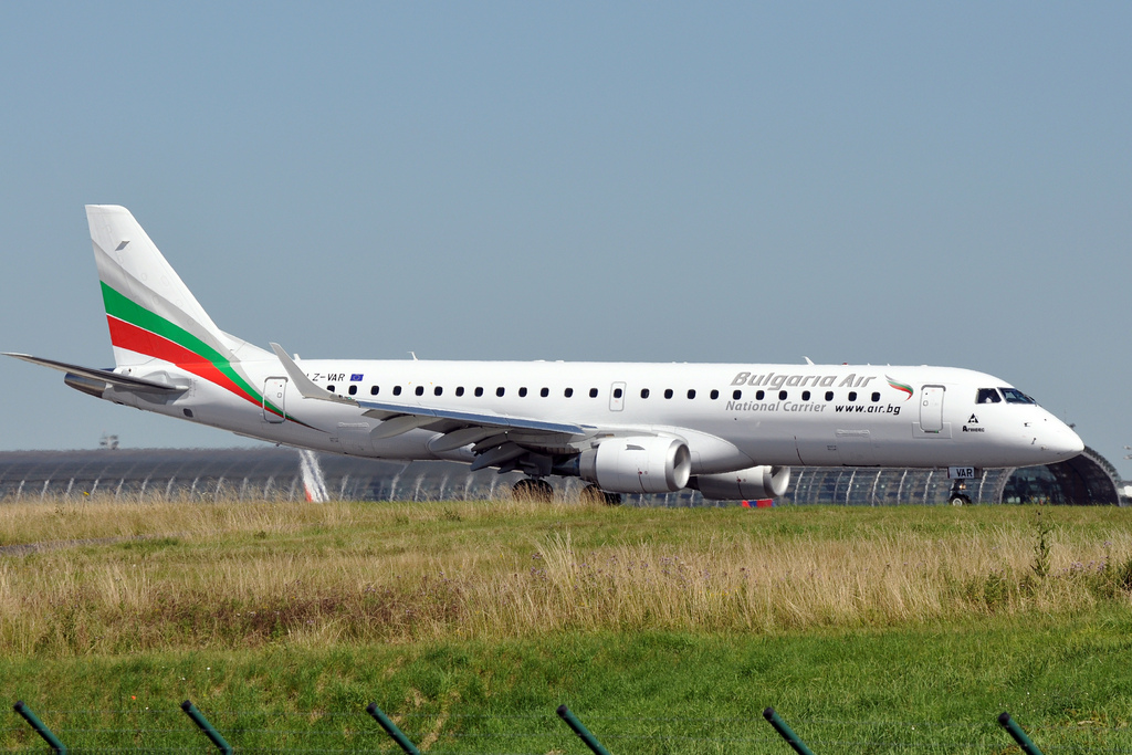 Photo of Bulgaria Air LZ-VAR, Embraer ERJ-190