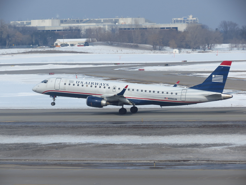 Photo of US Airways N956UW, Embraer ERJ-190