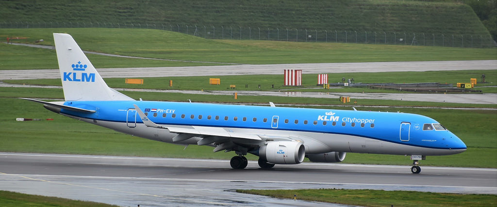 Photo of KLM Cityhopper PH-EXV, Embraer ERJ-190
