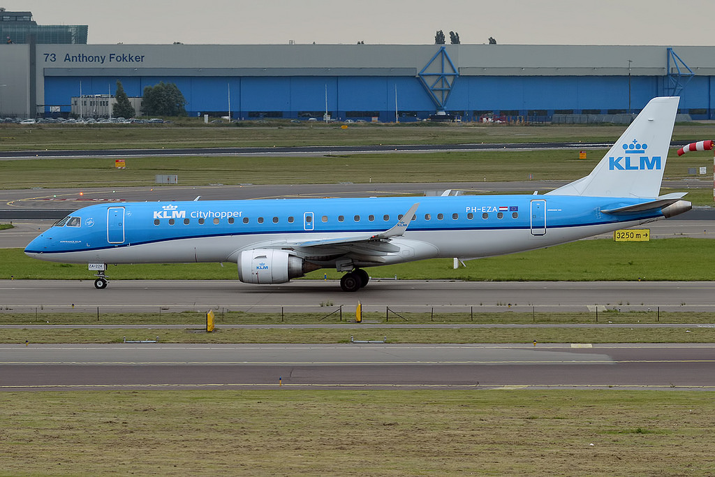Photo of KLM PH-EZA, Embraer ERJ-190