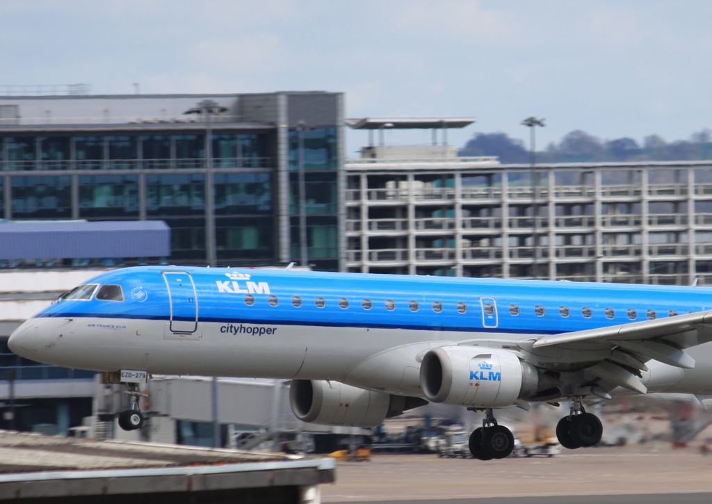 Photo of KLM Cityhopper PH-EZD, Embraer ERJ-190