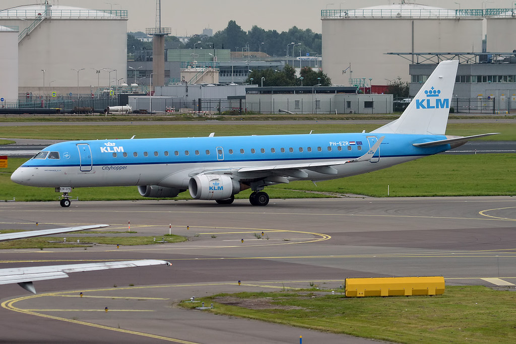 Photo of KLM Cityhopper PH-EZR, Embraer ERJ-190