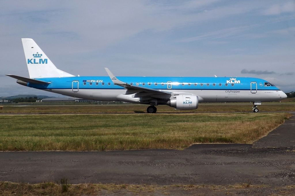 Photo of KLM Cityhopper PH-EZU, Embraer ERJ-190