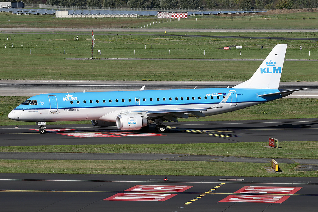 Photo of KLM Cityhopper PH-EZZ, Embraer ERJ-190