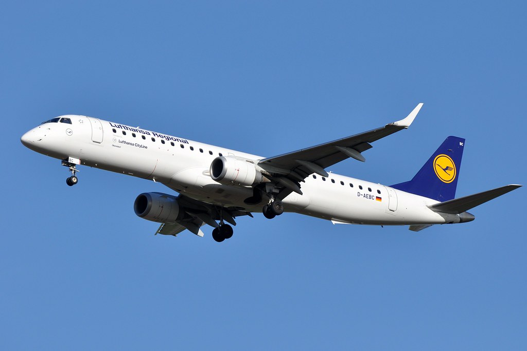 Photo of Lufthansa Cityline D-AEBC, Embraer ERJ-195