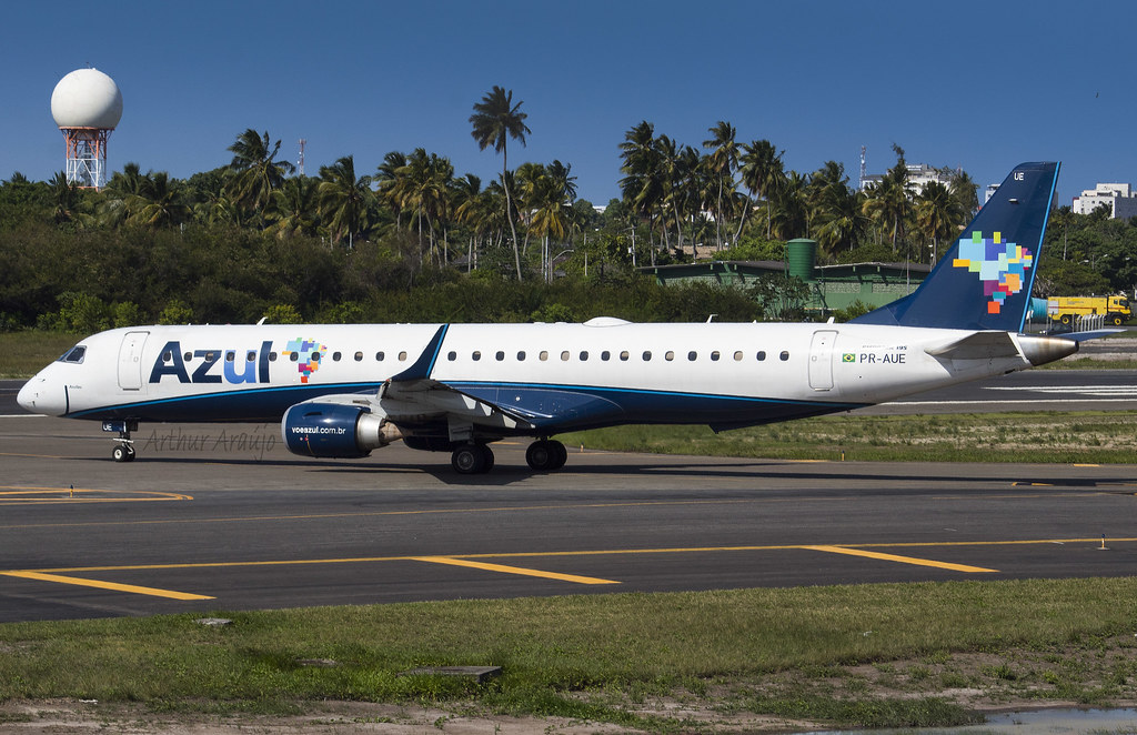 Photo of Azul Linhas Aereas PR-AUE, Embraer ERJ-195