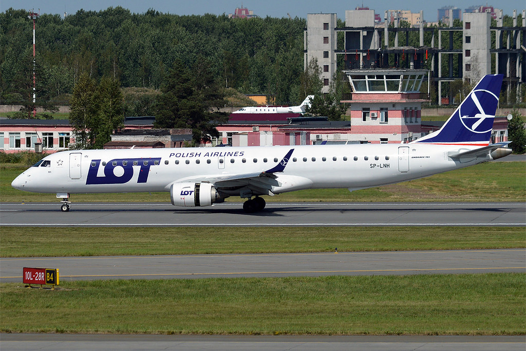 Photo of LOT Polish Airlines SP-LNH, Embraer ERJ-195