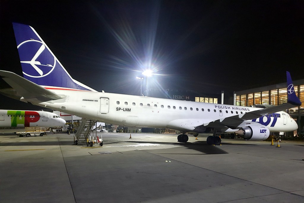 Photo of LOT Polish Airlines SP-LNM, Embraer ERJ-195