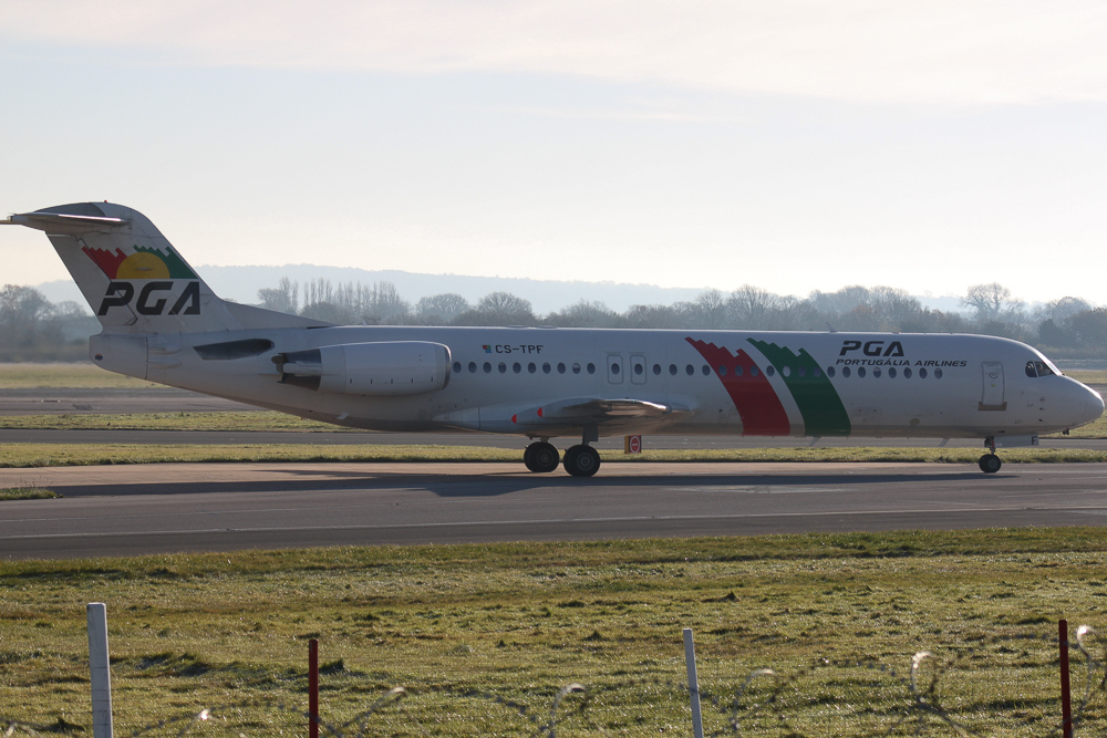 Photo of PGA Portugalia Airlines CS-TPF, Fokker 100