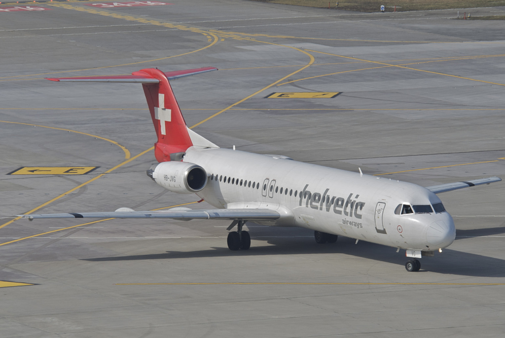 Photo of Helvetic HB-JVG, Fokker 100