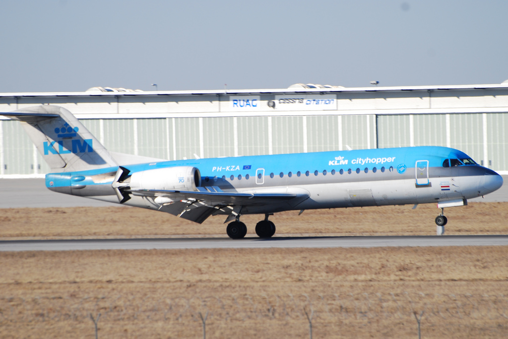 Photo of KLM Cityhopper PH-KZA, Fokker 70