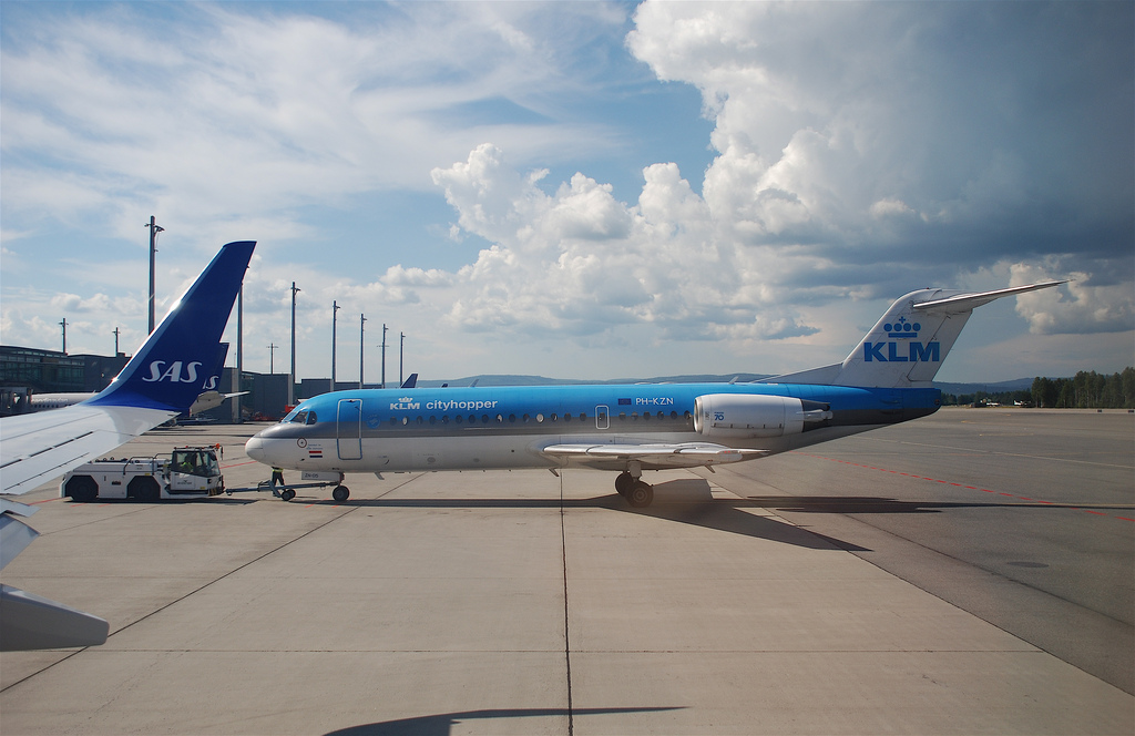 Photo of KLM Cityhopper PH-KZN, Fokker 70