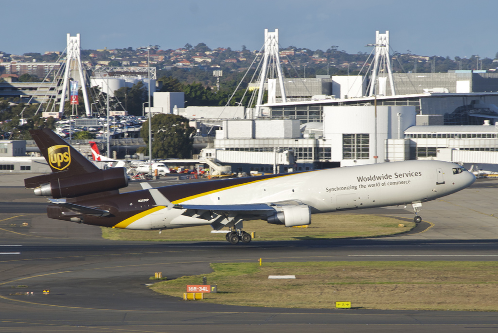 Photo of UPS N283UP, McDonnell Douglas MD-11
