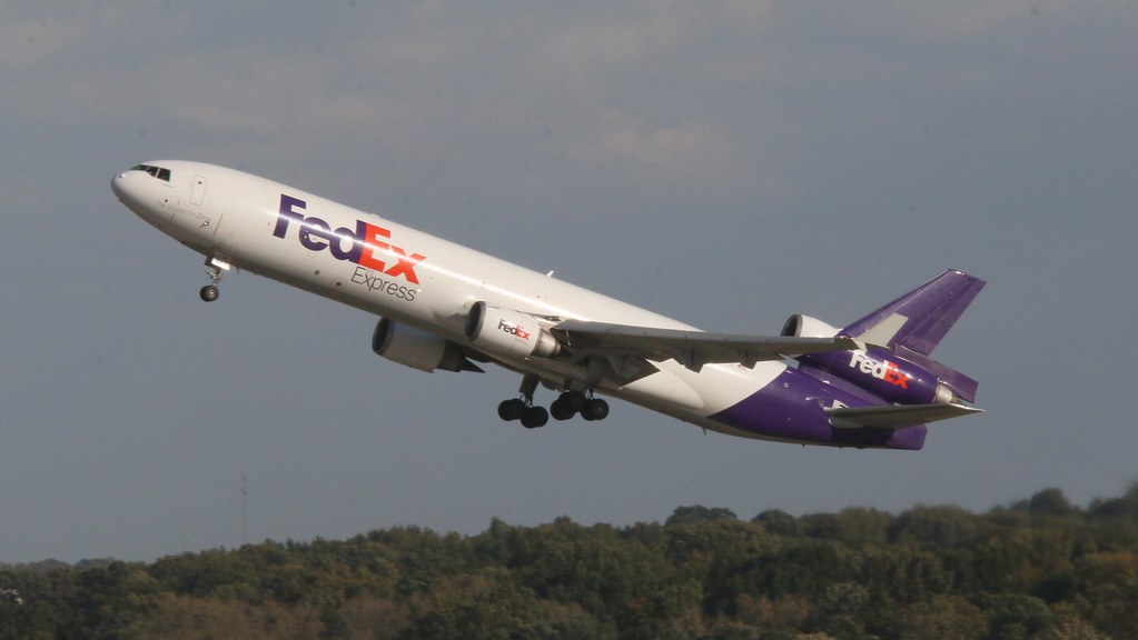 Photo of Fedex N583FE, McDonnell Douglas MD-11