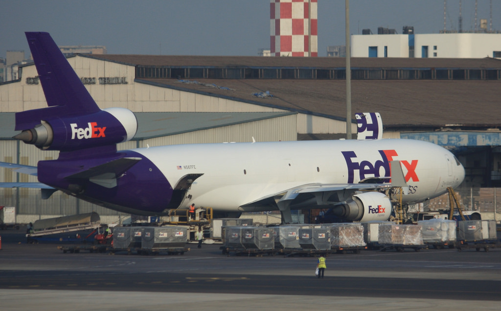 Photo of Fedex N587FE, McDonnell Douglas MD-11