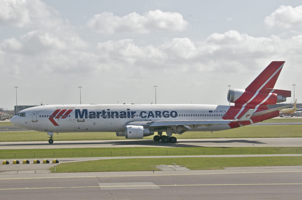 Photo of Martinair PH-MCR, McDonnell Douglas MD-11