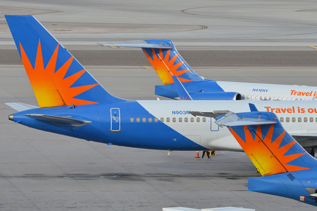 Photo of Allegiant Air N420NV, McDonnell Douglas MD-82
