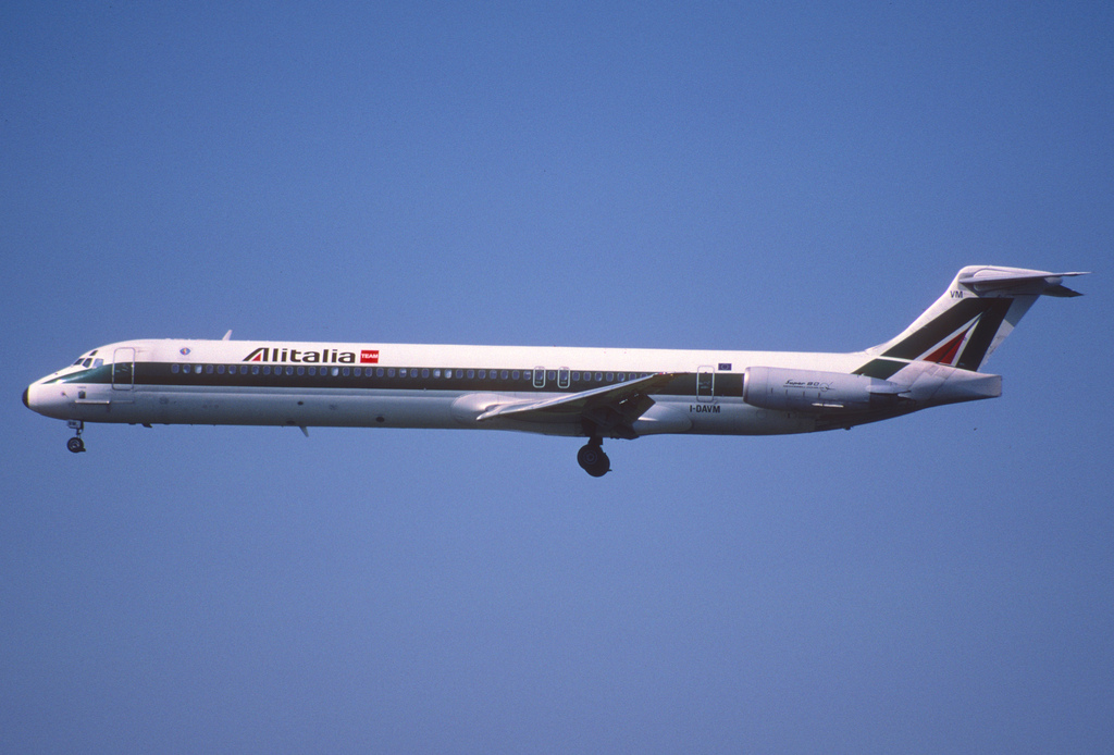 Photo of Insel Air International PJ-MDC, McDonnell Douglas MD-82