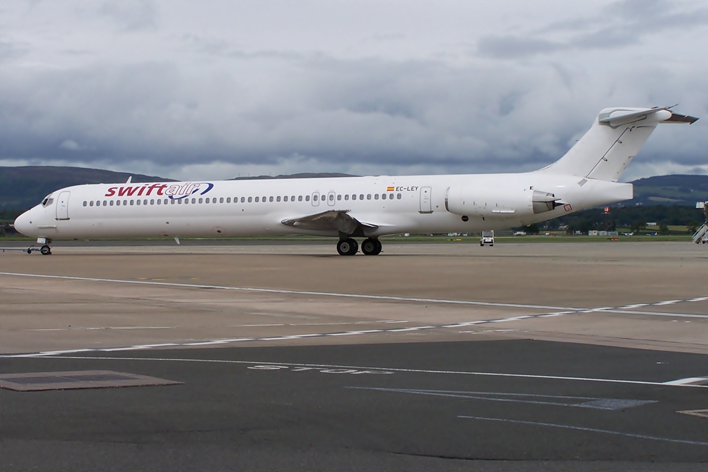 Photo of Swiftair EC-LEY, McDonnell Douglas MD-83