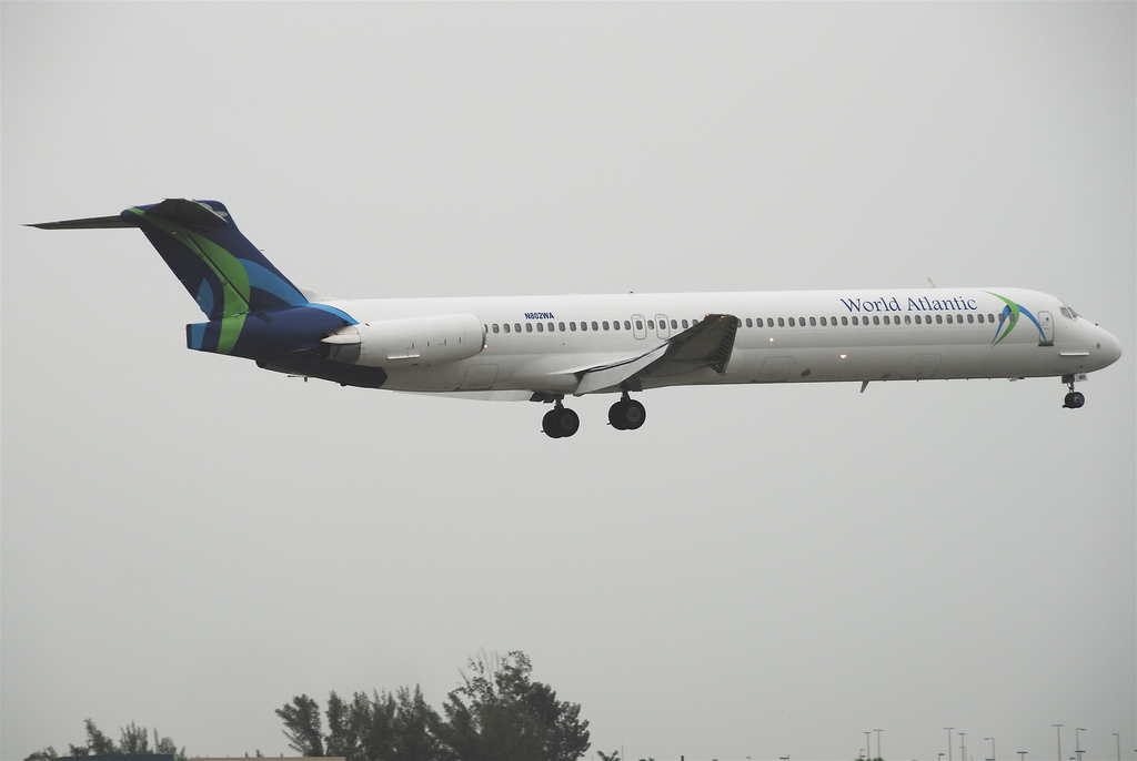 Photo of Avior Airlines N802WA, McDonnell Douglas MD-83