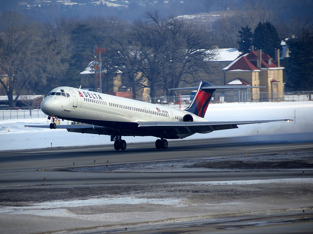 Photo of N901DE