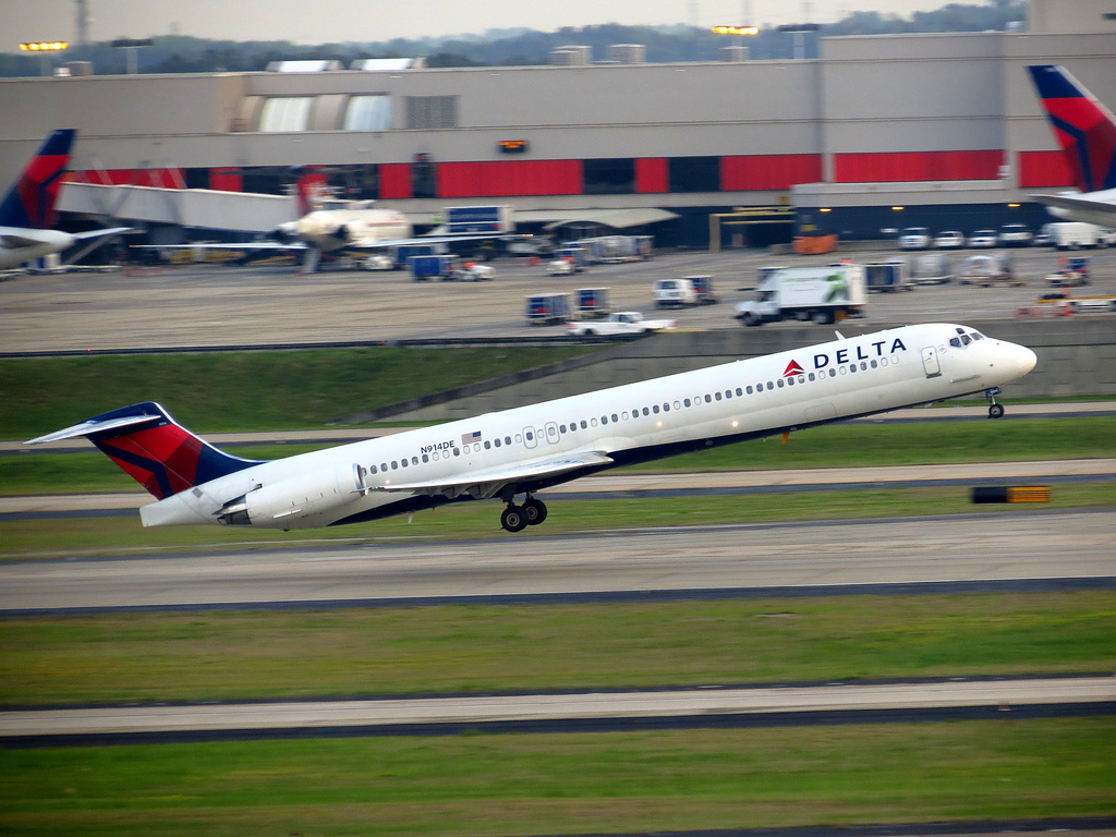 Photo of Delta Airlines N914DE, McDonnell Douglas MD-88