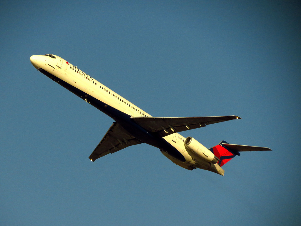 Photo of Delta Airlines N918DL, McDonnell Douglas MD-88