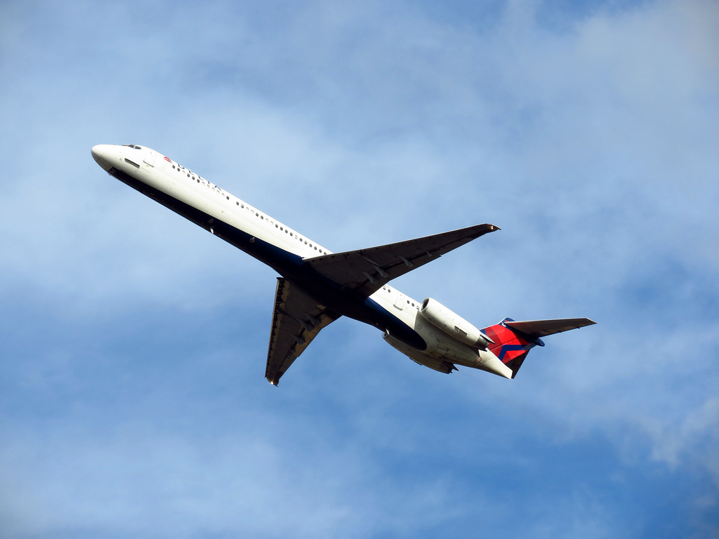 Photo of Delta Airlines N963DL, McDonnell Douglas MD-88