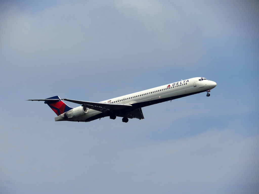 Photo of Delta Airlines N909DA, McDonnell Douglas MD-90