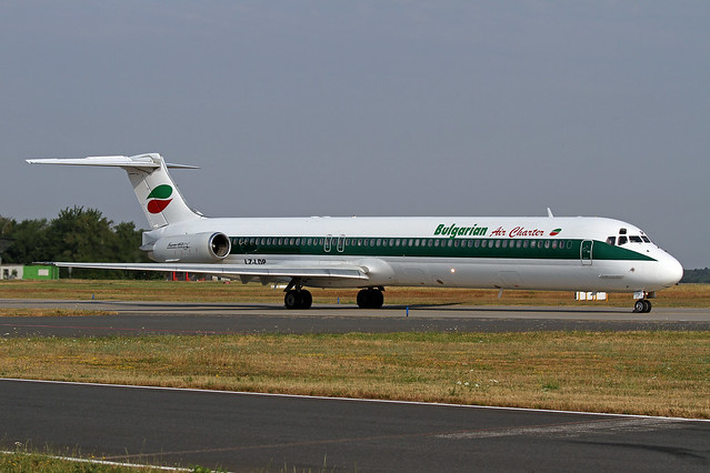 Photo of Photo of McDonnell Douglas MD-82