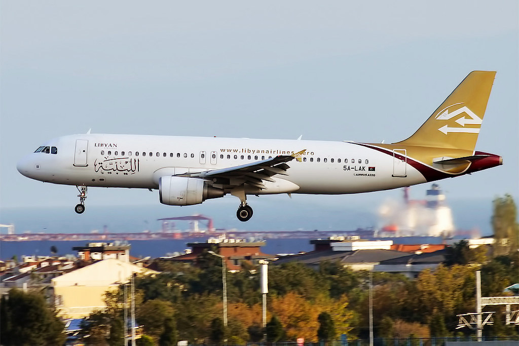 Photo of Libyan Airlines 5A-LAK, Airbus A320