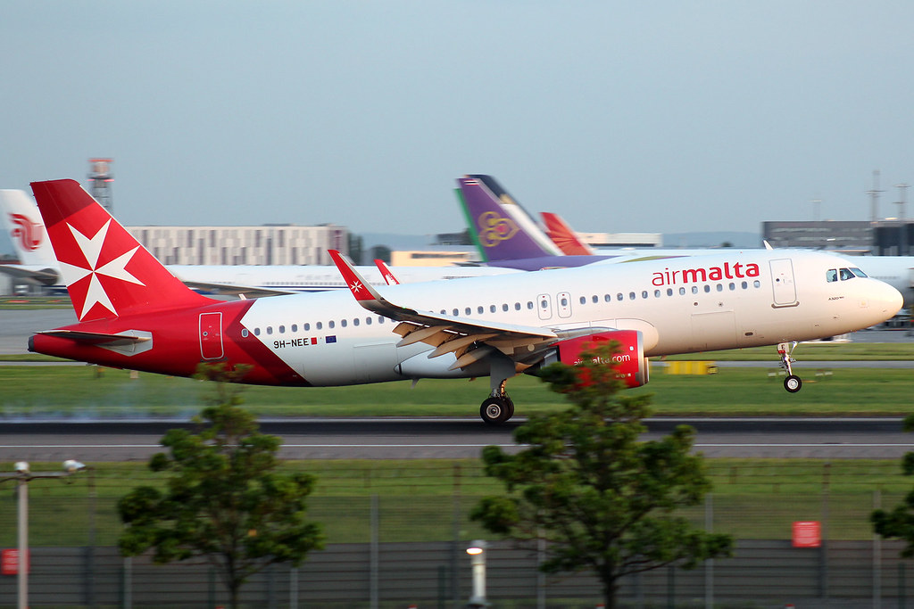 Photo of Air Malta 9H-NEE, Airbus A320-200N