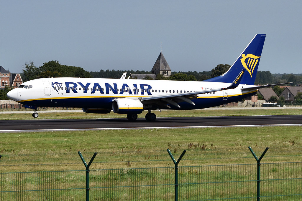 Photo of Malta Air 9H-QEP, Boeing 737-800