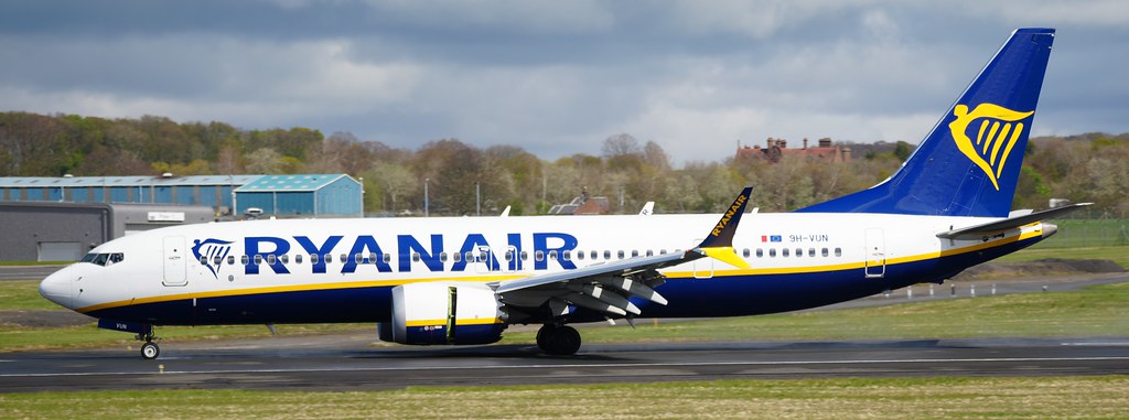 Photo of Malta Air 9H-VUN, Boeing 737-800MAX