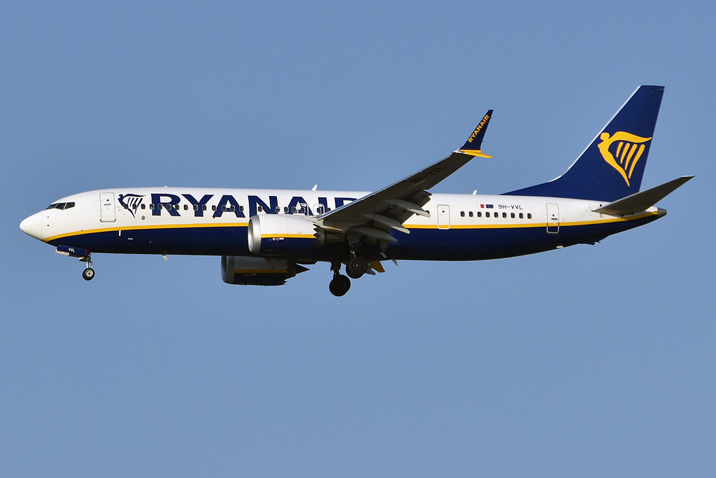 Photo of Malta Air 9H-VVL, Boeing 737-800