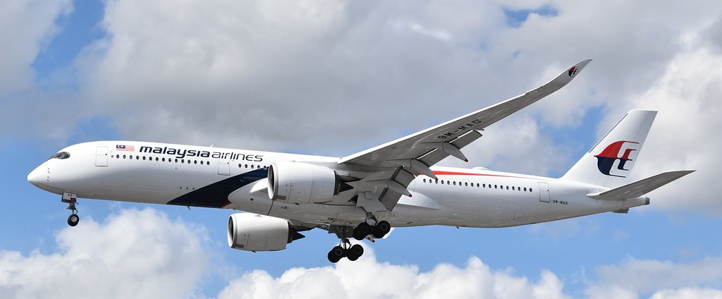 Photo of Malaysia Airlines 9M-MAD, Airbus A350-900