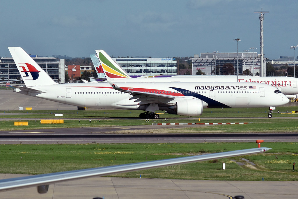 Photo of Malaysia Airlines 9M-MAD, Airbus A350-900