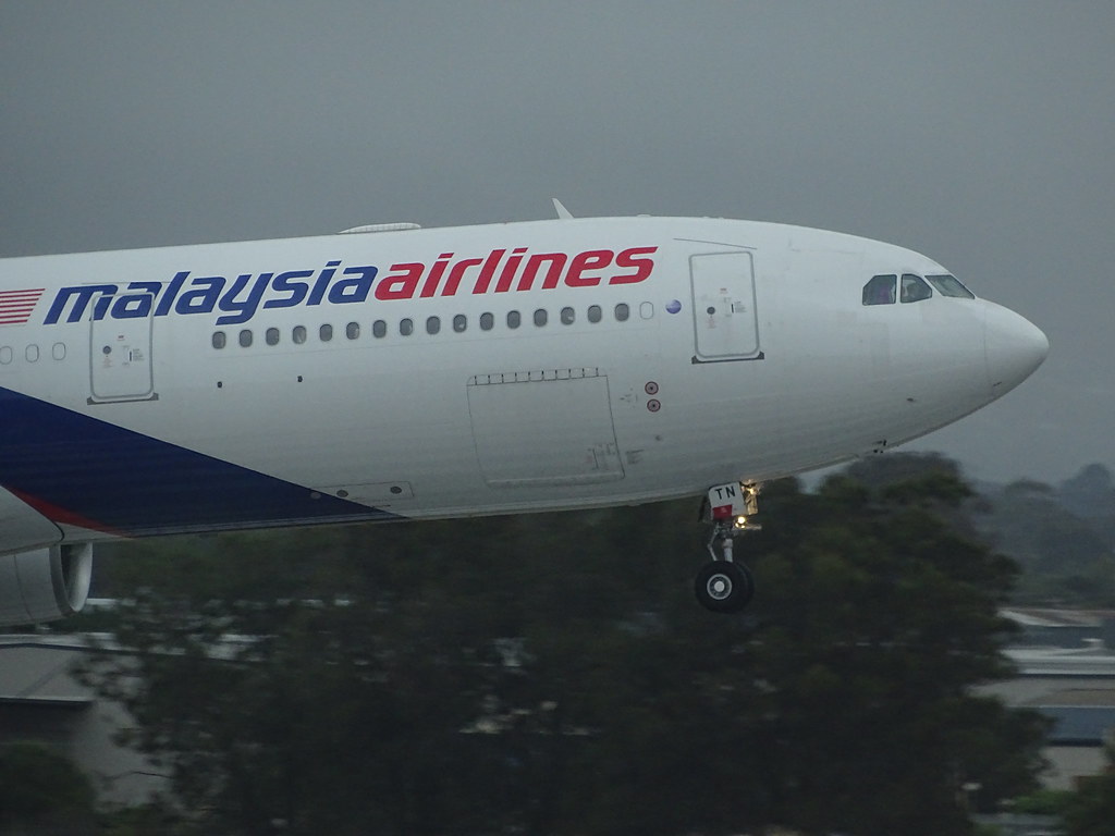 Photo of Malaysia Airlines 9M-MTN, Airbus A330-300