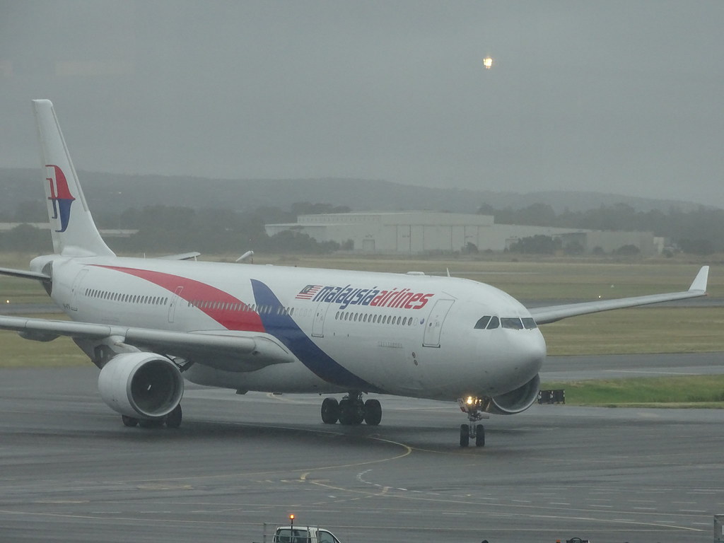 Photo of Malaysia Airlines 9M-MTN, Airbus A330-300